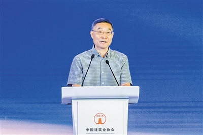 中国建筑业协会副会长, 湖北省建筑业协会名誉会长吴建军